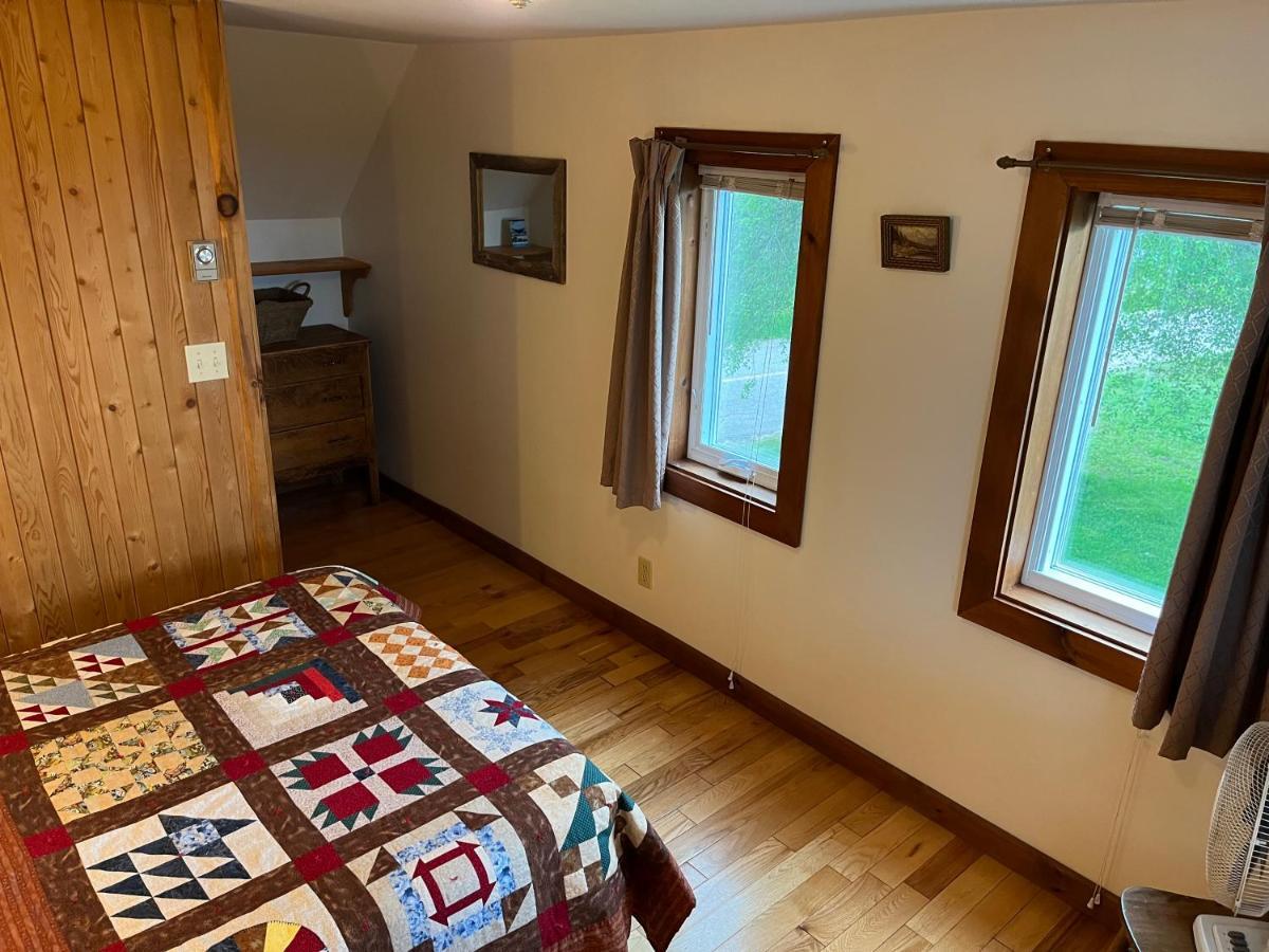 L'Aubergine Hotell Saint Hilarion Exteriör bild